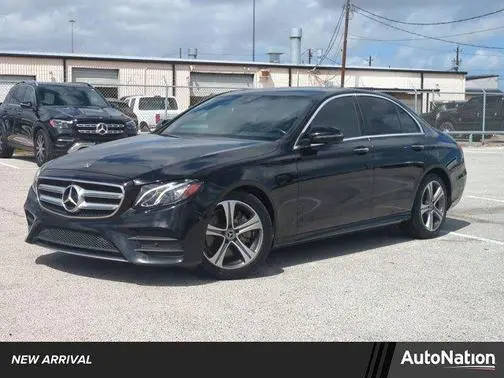 2019 Mercedes-Benz E-Class E 300 RWD photo