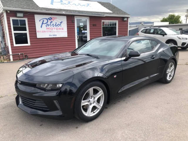 2018 Chevrolet Camaro 1LT RWD photo