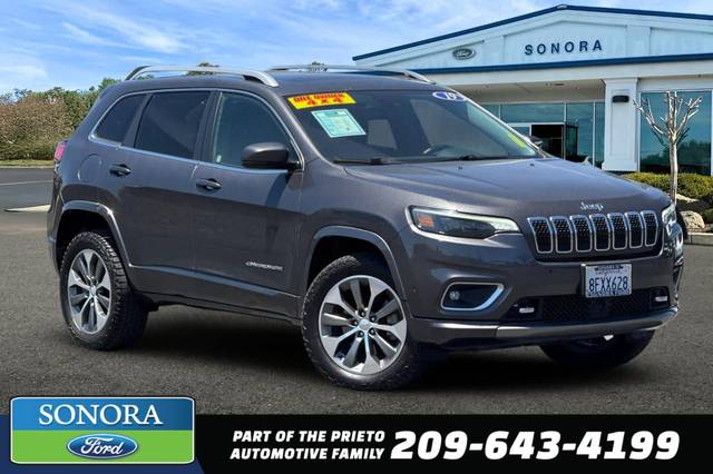 2019 Jeep Cherokee Overland 4WD photo