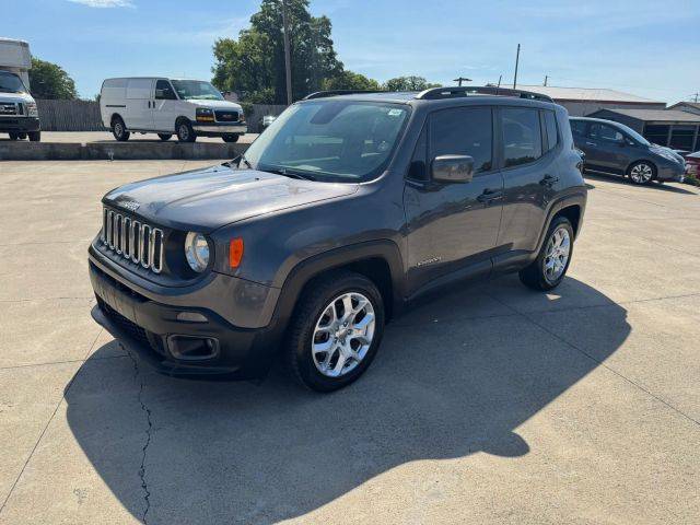 2018 Jeep Renegade Latitude FWD photo