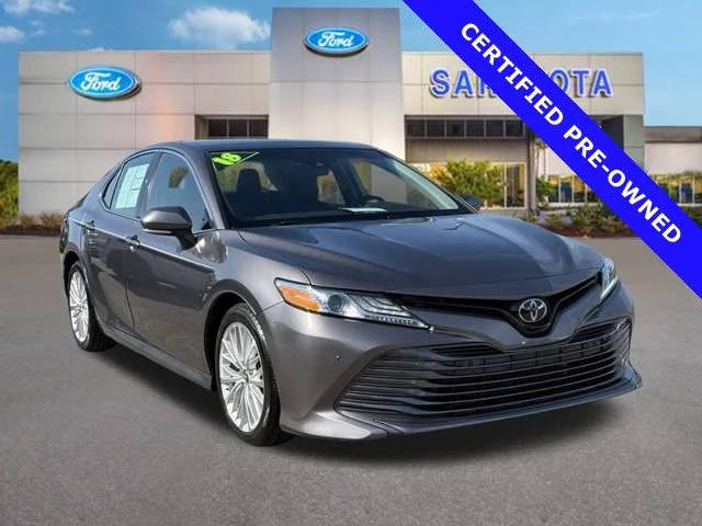 2018 Toyota Camry XLE FWD photo