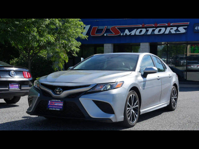 2018 Toyota Camry SE FWD photo