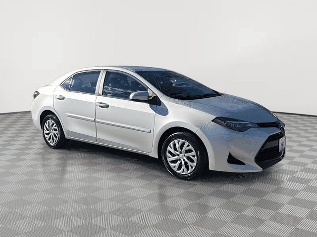 2019 Toyota Corolla LE FWD photo