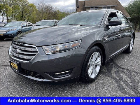 2015 Ford Taurus SEL AWD photo