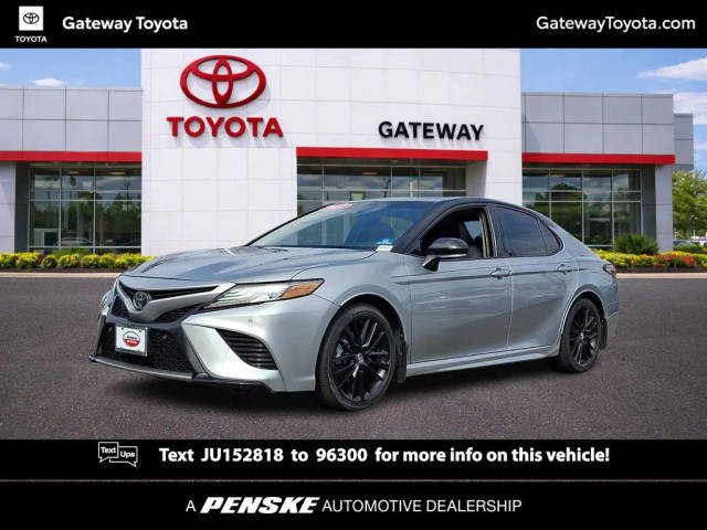 2018 Toyota Camry XSE FWD photo