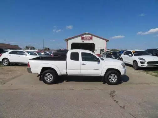 2015 Toyota Tacoma  4WD photo