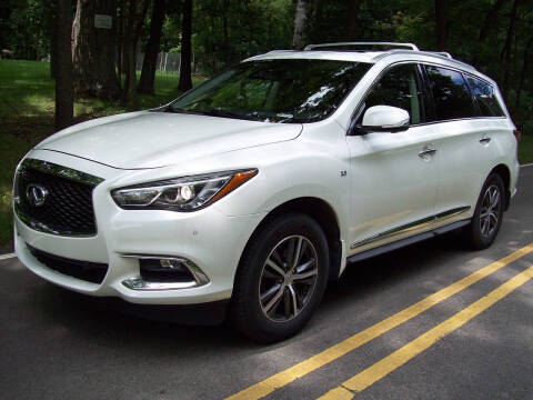 2019 Infiniti QX60 LUXE AWD photo