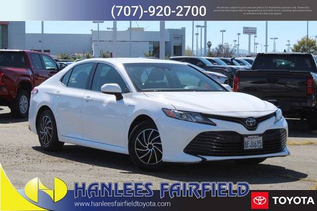 2018 Toyota Camry Hybrid LE FWD photo