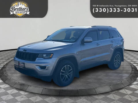 2019 Jeep Grand Cherokee Laredo E 4WD photo