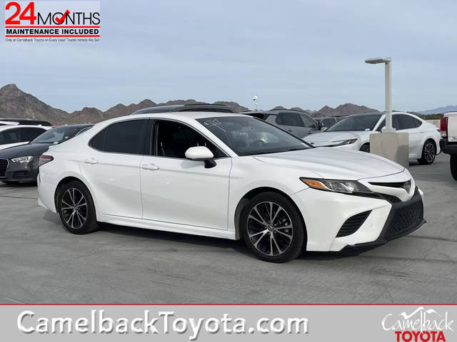 2018 Toyota Camry SE FWD photo