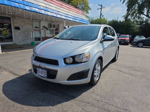 2015 Chevrolet Sonic LT FWD photo