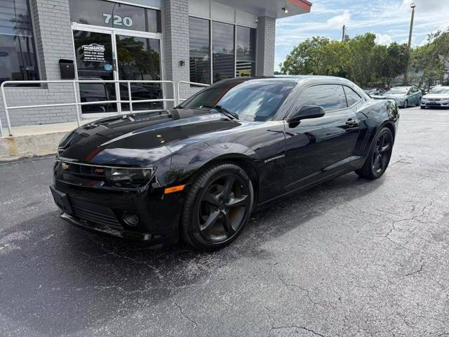 2015 Chevrolet Camaro LT RWD photo