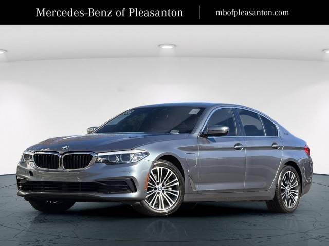 2019 BMW 5 Series 530e iPerformance RWD photo