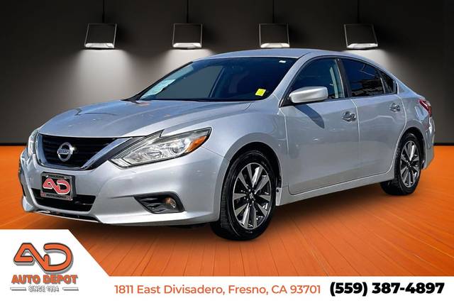 2017 Nissan Altima 2.5 SV FWD photo