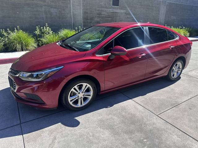 2018 Chevrolet Cruze LT FWD photo