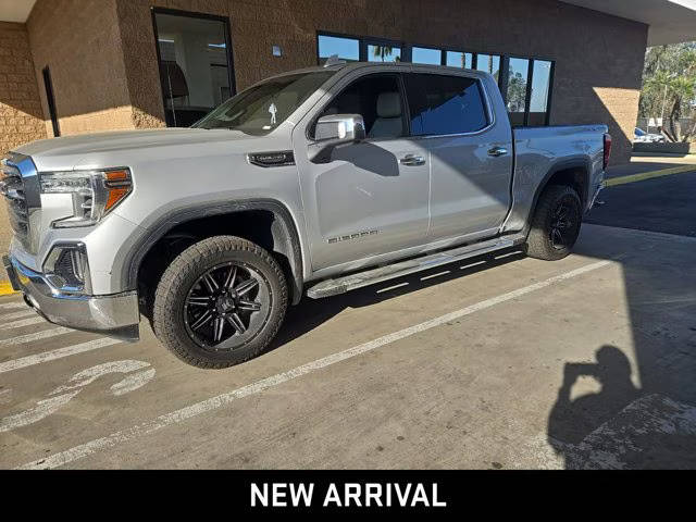 2019 GMC Sierra 1500 SLT 4WD photo