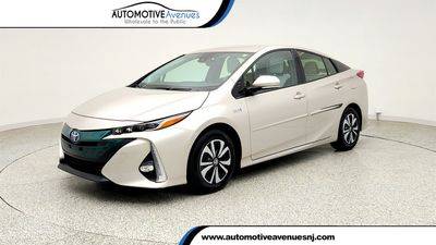 2018 Toyota Prius Prime Advanced FWD photo