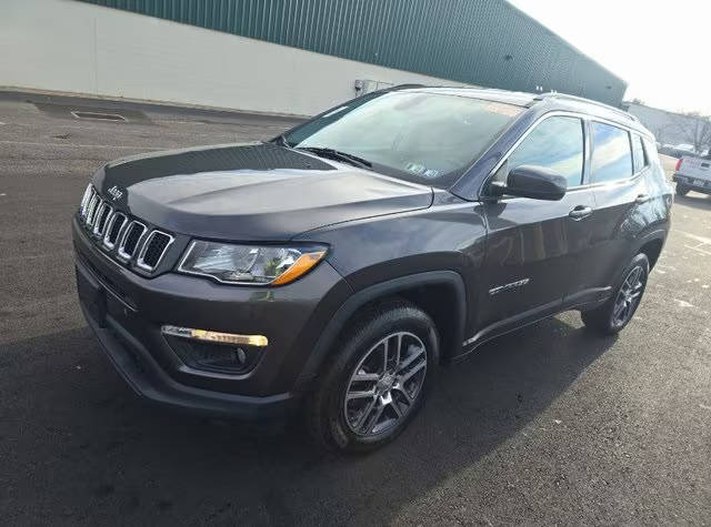 2019 Jeep Compass Latitude 4WD photo