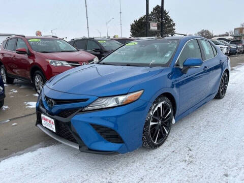 2018 Toyota Camry XSE FWD photo