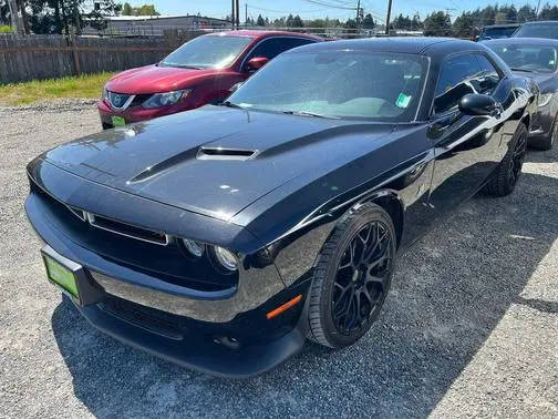 2015 Dodge Challenger R/T Scat Pack RWD photo