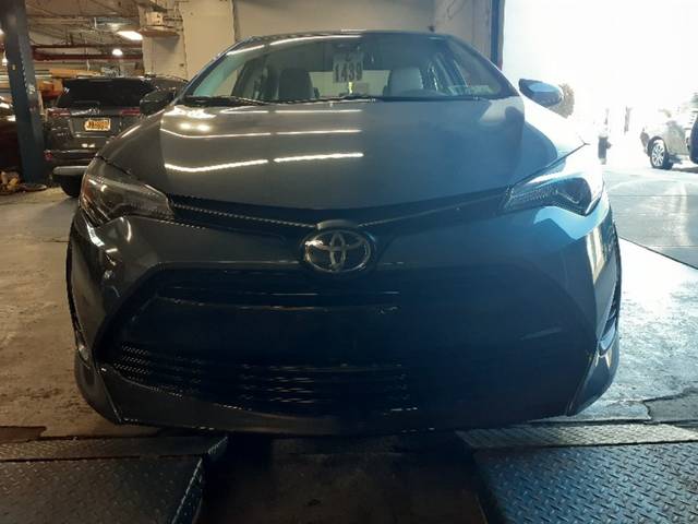 2019 Toyota Corolla LE FWD photo