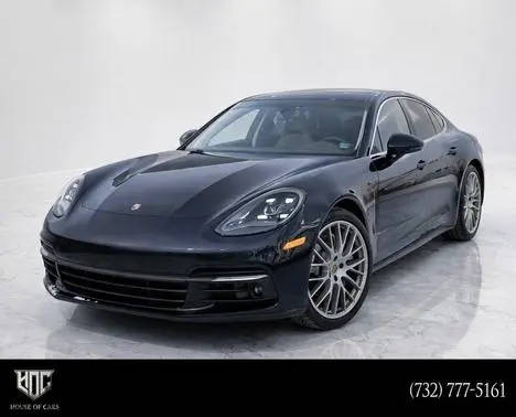 2018 Porsche Panamera 4S AWD photo