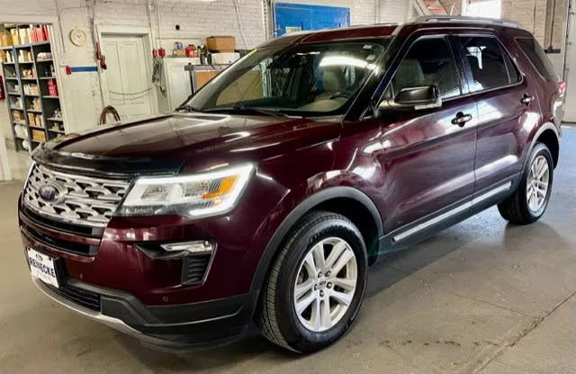 2018 Ford Explorer XLT 4WD photo