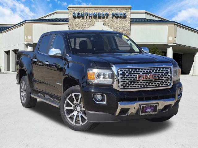 2019 GMC Canyon 4WD Denali 4WD photo