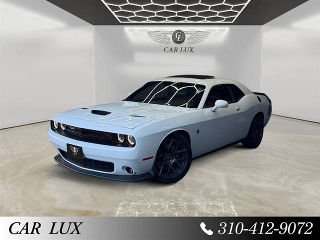 2019 Dodge Challenger R/T Scat Pack RWD photo