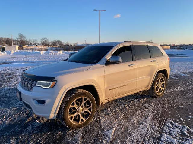 2019 Jeep Grand Cherokee Overland 4WD photo
