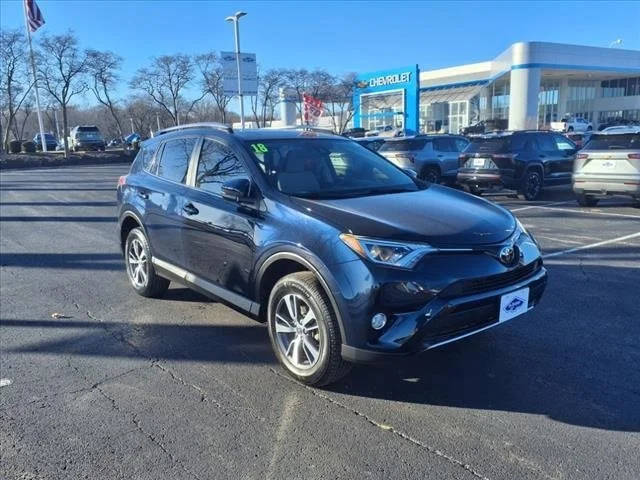 2018 Toyota RAV4 XLE AWD photo