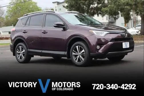 2018 Toyota RAV4 XLE FWD photo