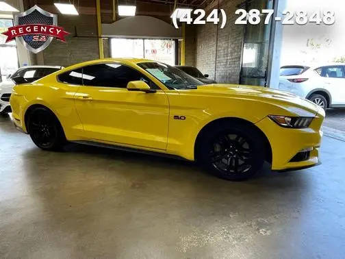 2017 Ford Mustang GT RWD photo