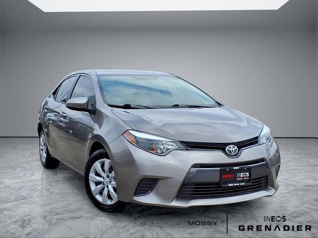 2015 Toyota Corolla LE FWD photo