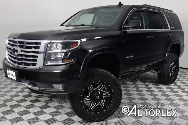 2019 Chevrolet Tahoe LT 4WD photo