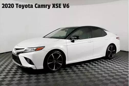 2018 Toyota Camry XSE V6 FWD photo