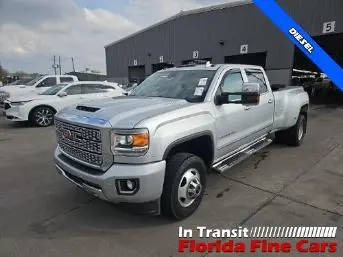 2019 GMC Sierra 3500HD Denali 4WD photo