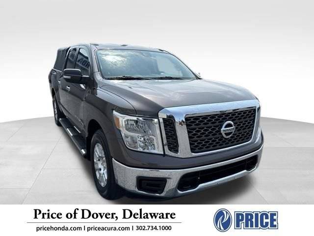 2018 Nissan Titan SV 4WD photo