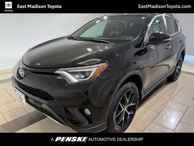 2018 Toyota RAV4 SE AWD photo