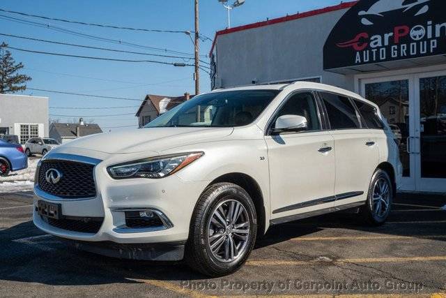 2019 Infiniti QX60 LUXE AWD photo