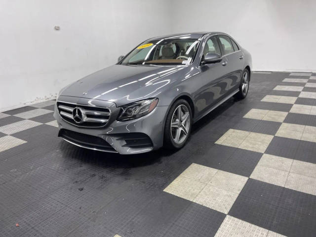 2019 Mercedes-Benz E-Class E 300 RWD photo