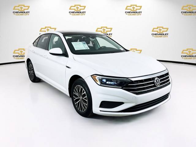 2019 Volkswagen Jetta SEL FWD photo
