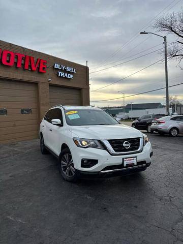 2017 Nissan Pathfinder SV FWD photo