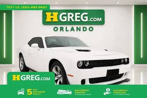 2018 Dodge Challenger SXT RWD photo