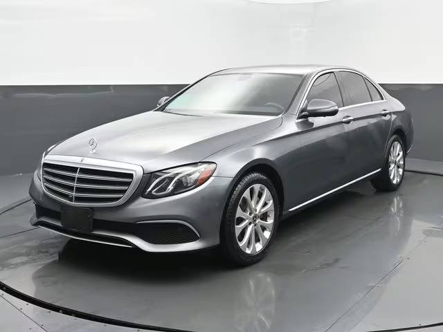 2019 Mercedes-Benz E-Class E 300 AWD photo