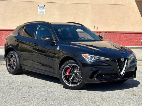 2018 Alfa Romeo Stelvio AWD photo