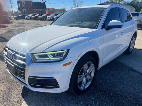 2018 Audi Q5 Tech Premium Plus AWD photo