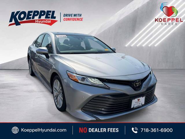 2019 Toyota Camry XLE V6 FWD photo