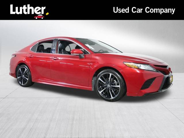 2019 Toyota Camry XSE FWD photo