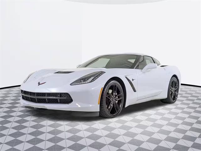 2019 Chevrolet Corvette 2LT RWD photo